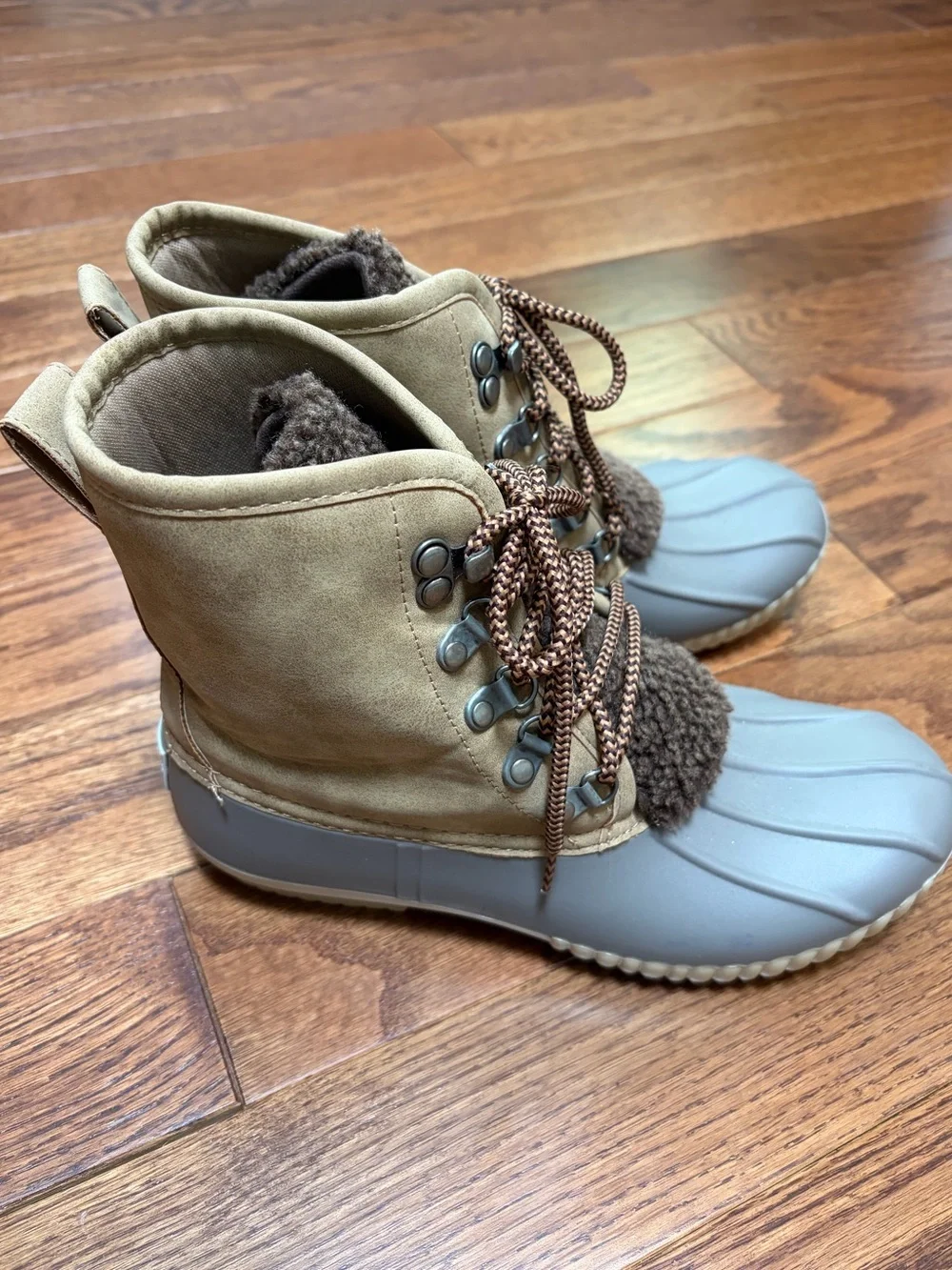 Marleylilly Waterproof Duck Boots in Tan and Brown Size 7